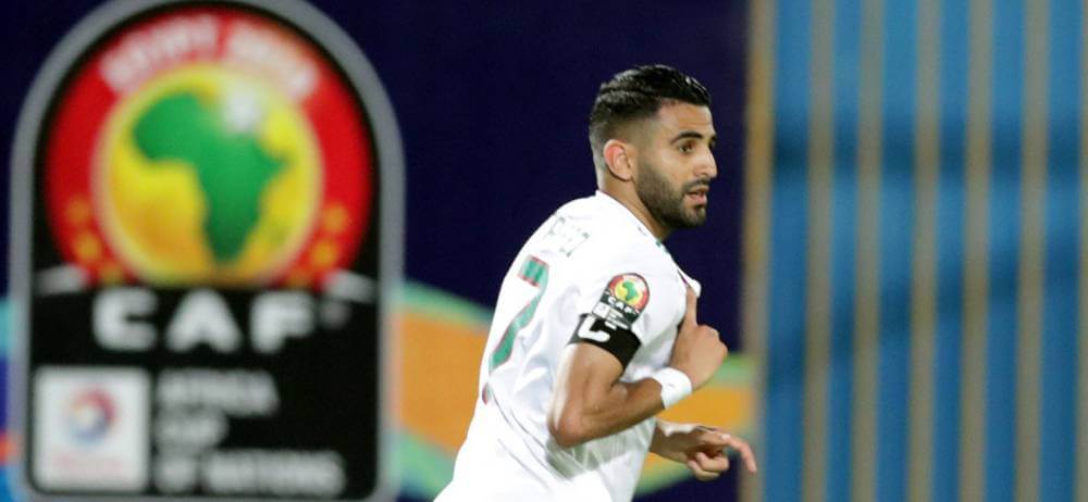 County Championship: Roland-Jones gives Middlesex manipulate against Glamorgan